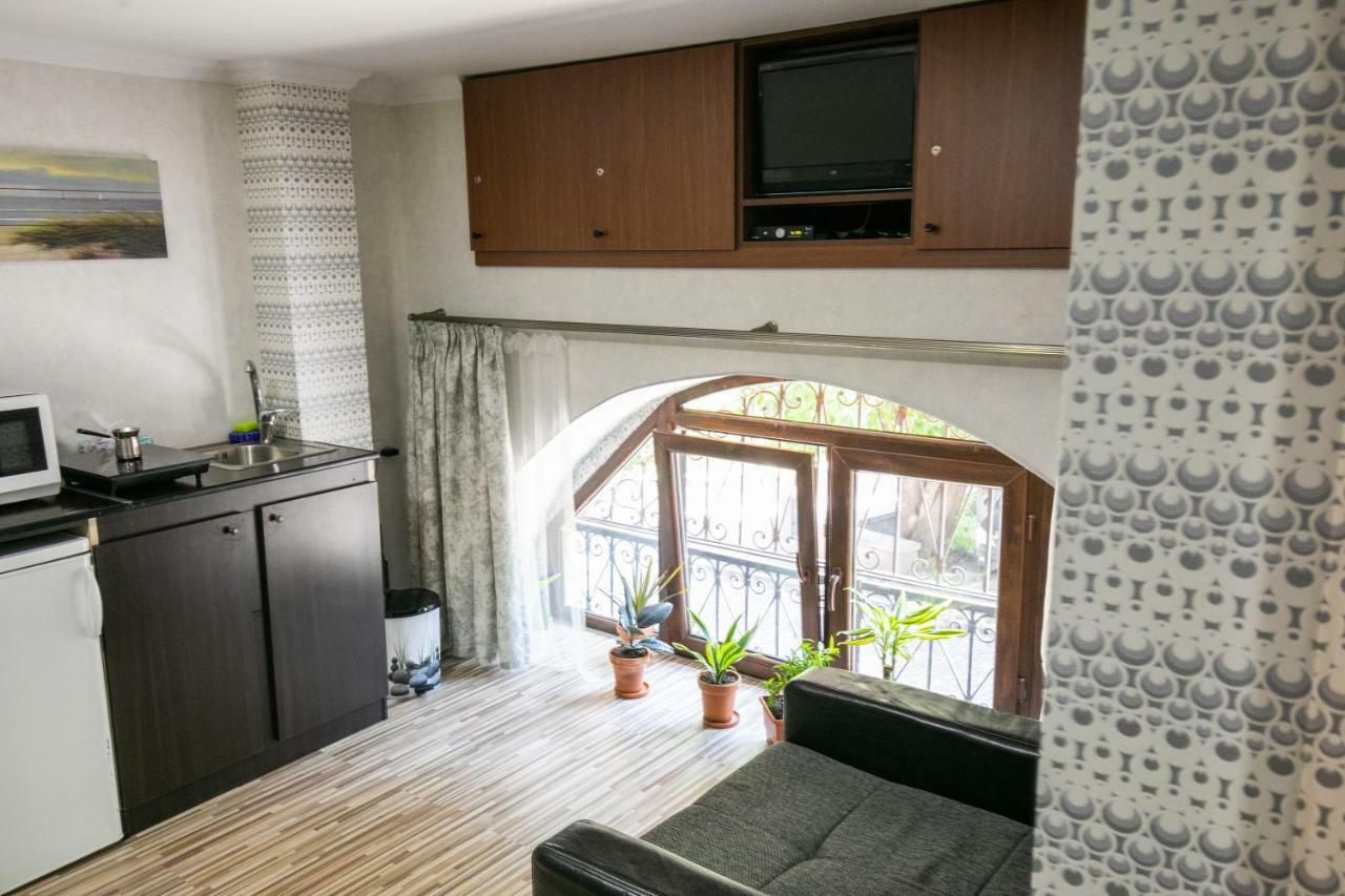 Hb Apartments Akhvelediani II Tbilisi Exterior foto